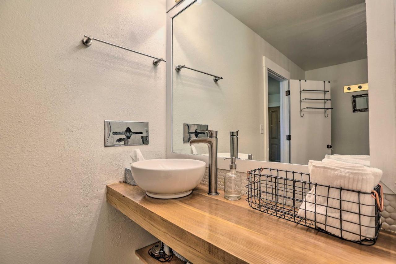 Resort Condo Retreat About 6 Mi To Downtown Bend! Buitenkant foto